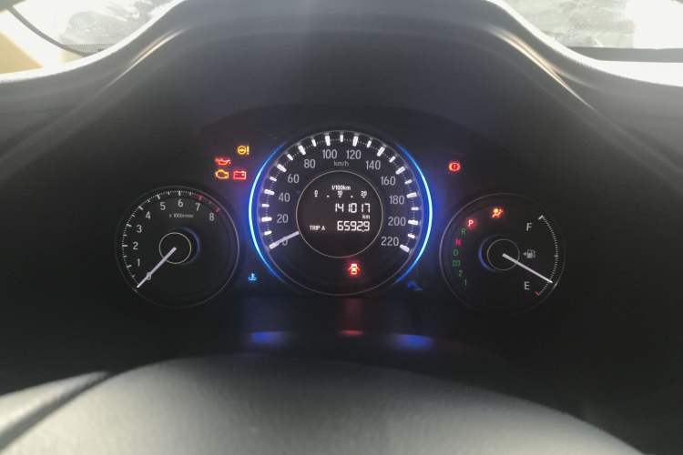 Used Honda Crider 2013 1.8L automatic comfort version Odometer Close Up