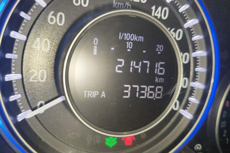 Used Honda Crider 2013 1.8L automatic luxury edition Odometer Close Up