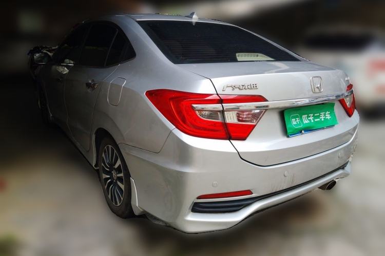 Used Honda Crider 2013 1.8L automatic luxury edition Rear Left 45 Deg