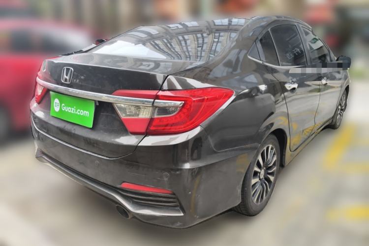 Used Honda Crider 2013 1.8L automatic luxury edition Rear Right 45 Deg