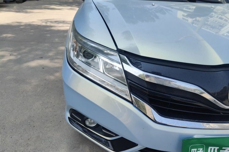 Used Honda Crider 2013 1.8L automatic luxury edition Right Front Headlight
