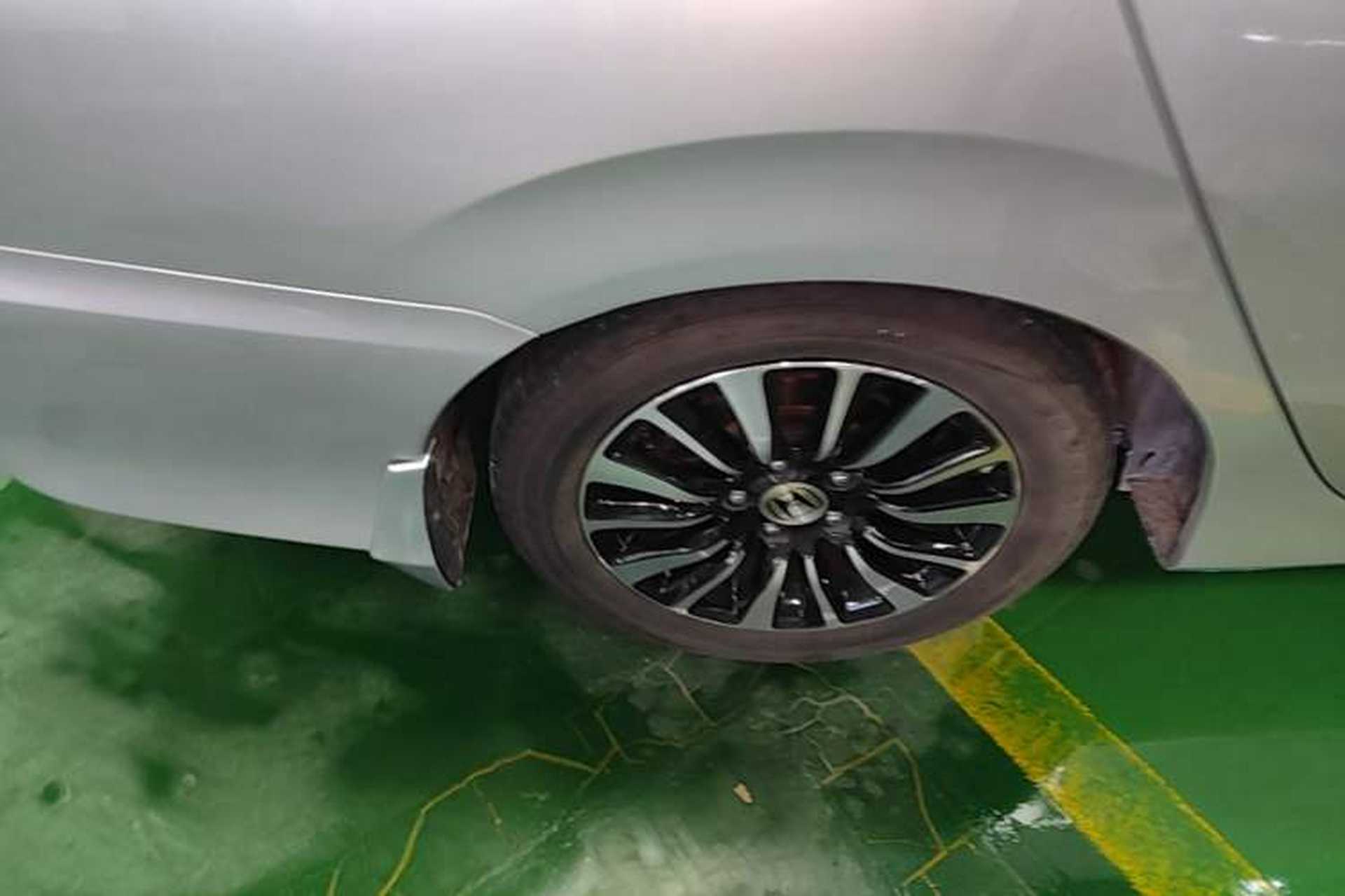 Used Honda Crider 2013 1.8L automatic luxury edition Right Rear Wheel Hub