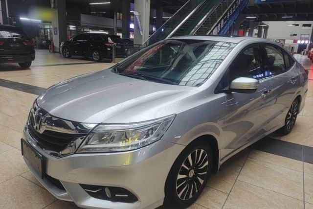 Used Honda Crider 2013 1.8L automatic luxury edition
