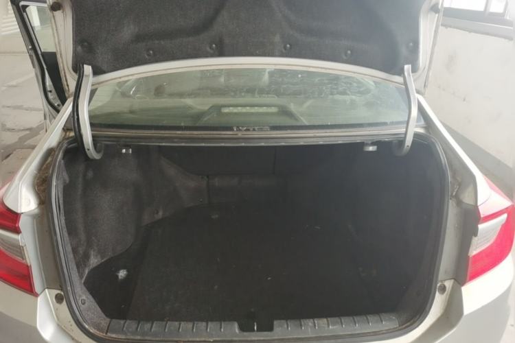 Used Honda Crider 2013 1.8L automatic comfort version Trunk