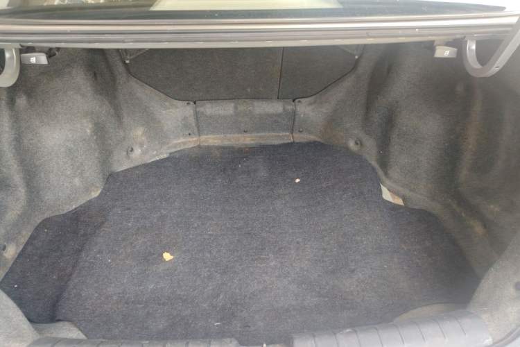 Used Honda Crider 2013 1.8L automatic luxury edition Trunk