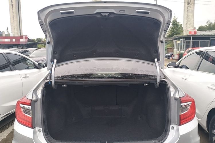 Used Honda Crider 2013 1.8L automatic luxury edition Trunk