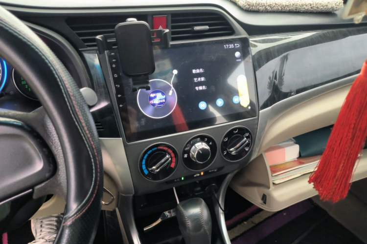 Used Honda Crider 2013 1.8L automatic comfort version Audio And AC Panel