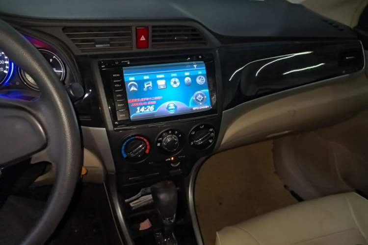 Used Honda Crider 2013 1.8L automatic comfort version Audio And AC Panel