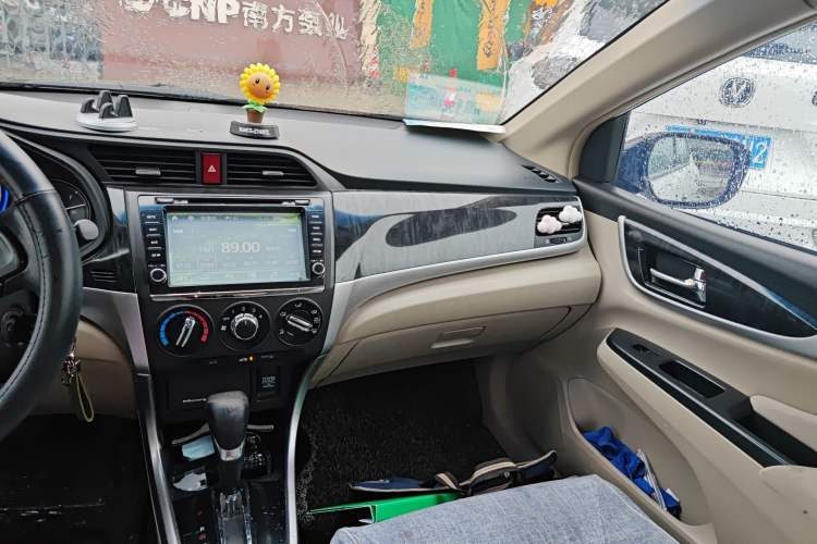 Used Honda Crider 2013 1.8L automatic comfort version Audio And AC Panel