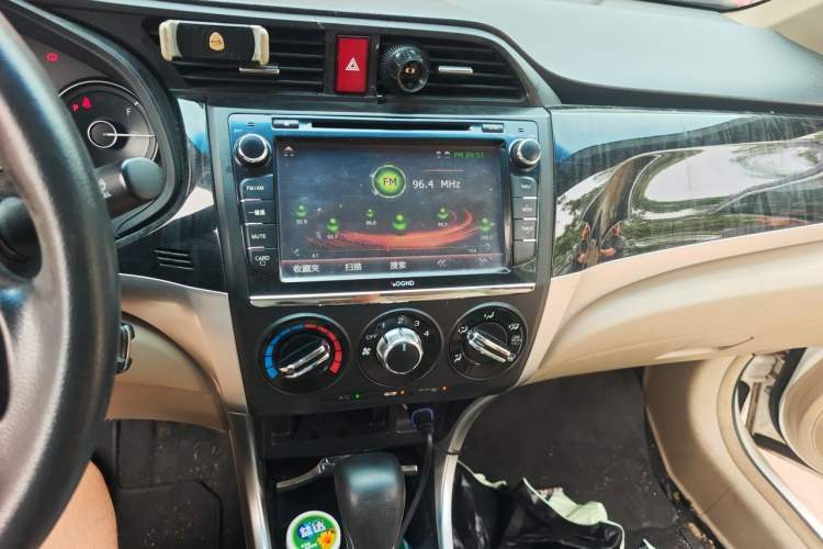 Used Honda Crider 2013 1.8L automatic comfort version Audio And AC Panel