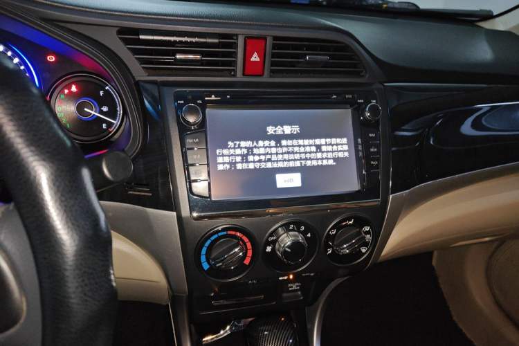 Used Honda Crider 2013 1.8L automatic comfort version Audio And AC Panel