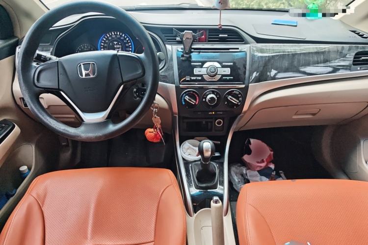 Used Honda Crider 2013 1.8L manual Comfort version Center Console