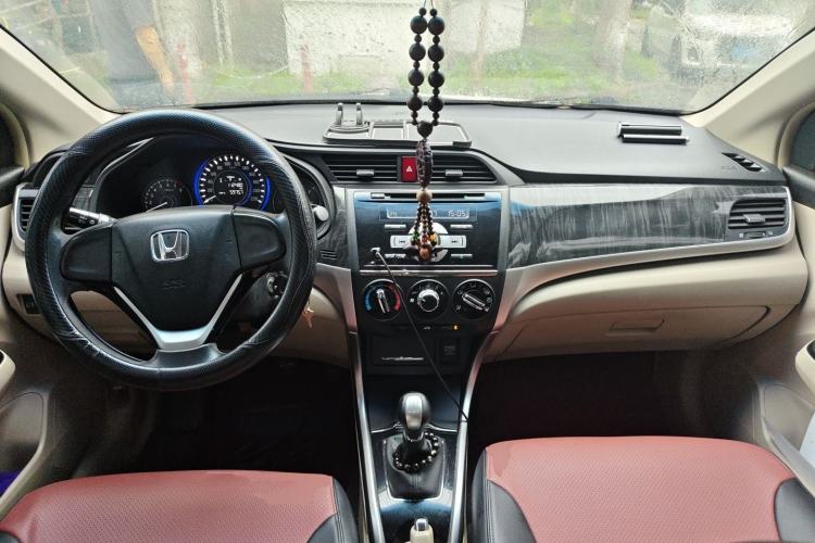 Used Honda Crider 2013 1.8L manual Comfort version Center Console