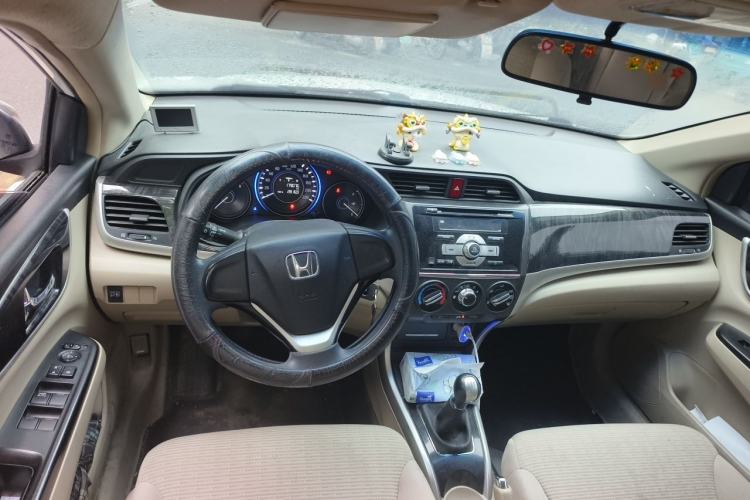 Used Honda Crider 2013 1.8L manual Comfort version Center Console