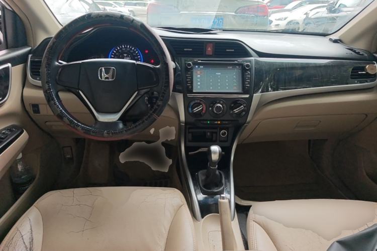 Used Honda Crider 2013 1.8L manual Comfort version Center Console