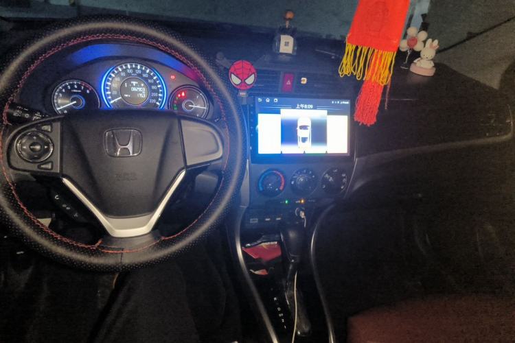 Used Honda Crider 2013 1.8L automatic luxury edition Center Console
