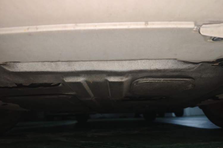 Used Honda Crider 2013 1.8L automatic luxury edition Chassis Front