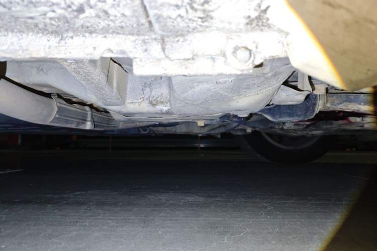 Used Honda Crider 2013 1.8L manual Comfort version Chassis Front Right