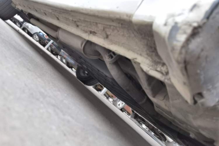 Used Honda Crider 2013 1.8L automatic luxury edition Chassis Front Right