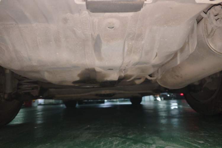 Used Honda Crider 2013 1.8L automatic luxury edition Chassis Rear