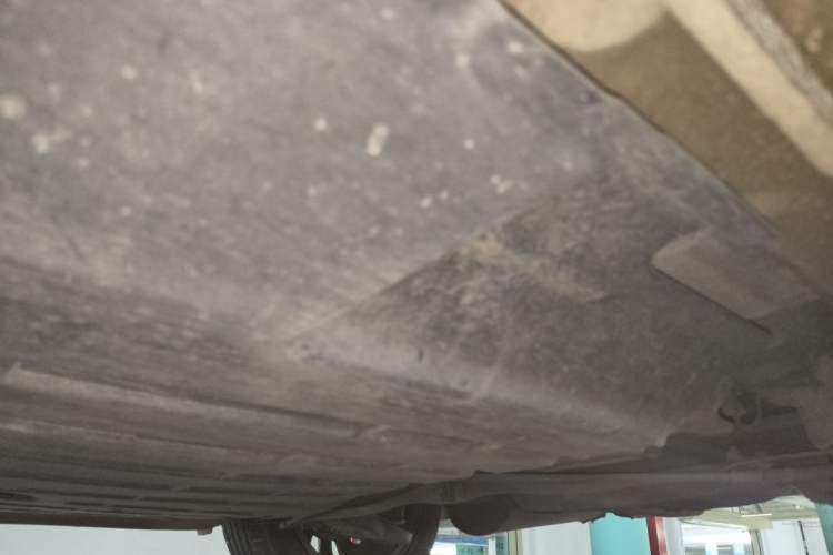 Used Honda Crider 2013 1.8L automatic luxury edition Chassis Rear Left