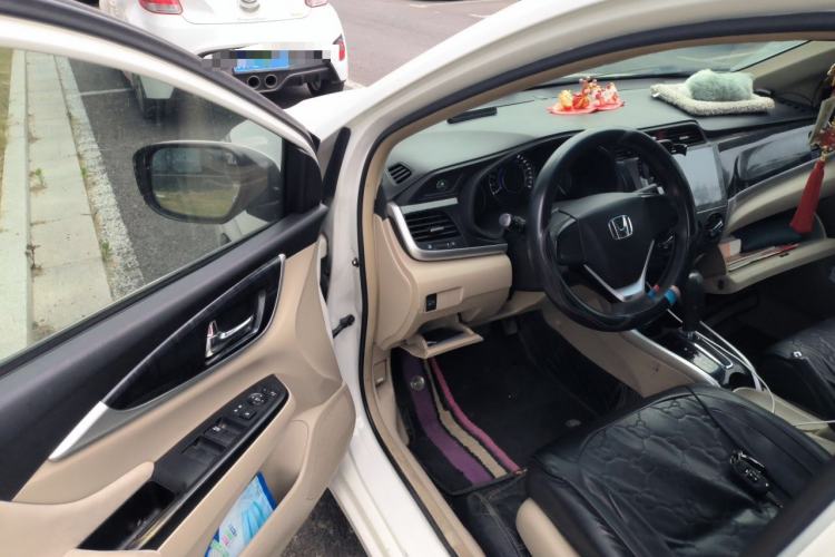 Used Honda Crider 2013 1.8L automatic comfort version Driver Seat