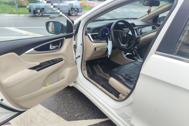 Used Honda Crider 2013 1.8L automatic comfort version Driver Seat