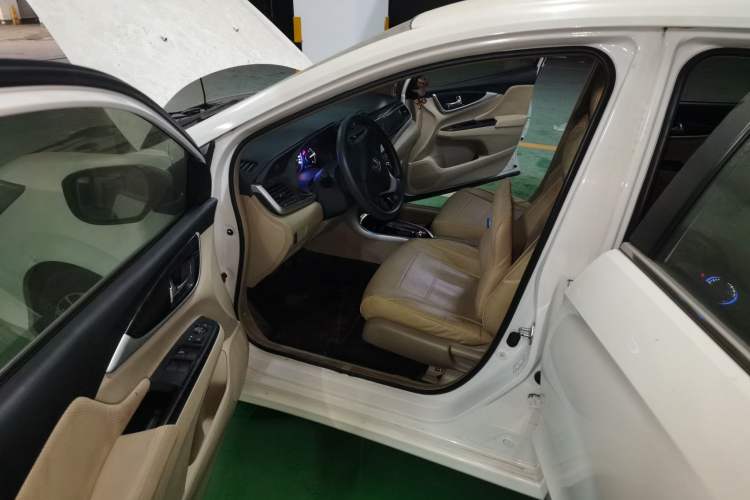 Used Honda Crider 2013 1.8L automatic comfort version Driver Seat