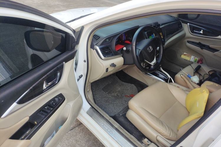 Used Honda Crider 2013 1.8L automatic comfort version Driver Seat