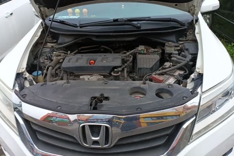Used Honda Crider 2013 1.8L manual Comfort version Engine Bay