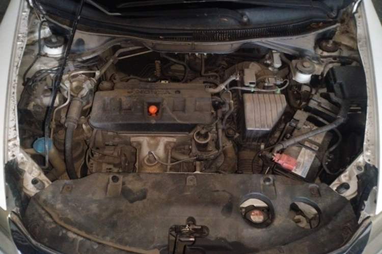 Used Honda Crider 2013 1.8L automatic luxury edition Engine Bay