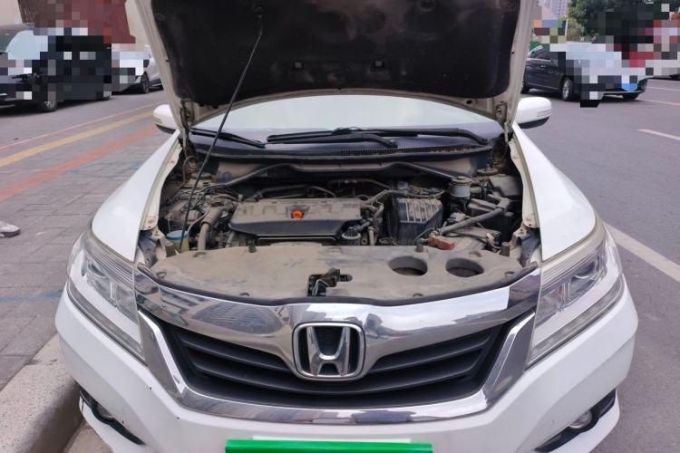 Used Honda Crider 2013 1.8L automatic luxury edition Engine Bay