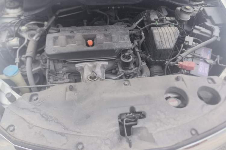 Used Honda Crider 2013 1.8L automatic luxury edition Engine Bay