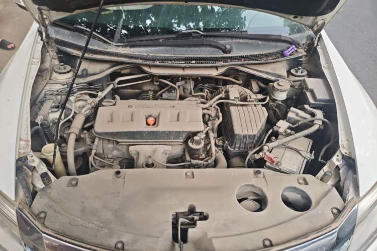 Used Honda Crider 2013 1.8L automatic luxury edition Engine Bay