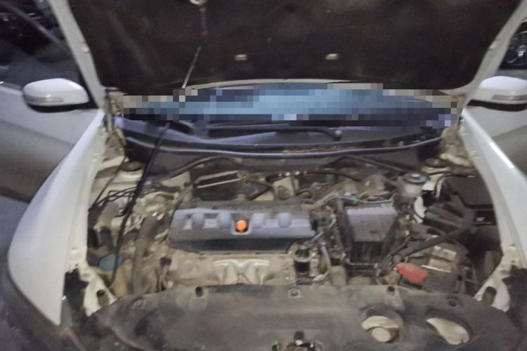 Used Honda Crider 2013 1.8L automatic luxury edition Engine Bay