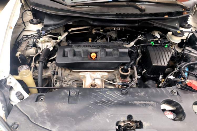 Used Honda Crider 2013 1.8L automatic luxury edition Engine Bay