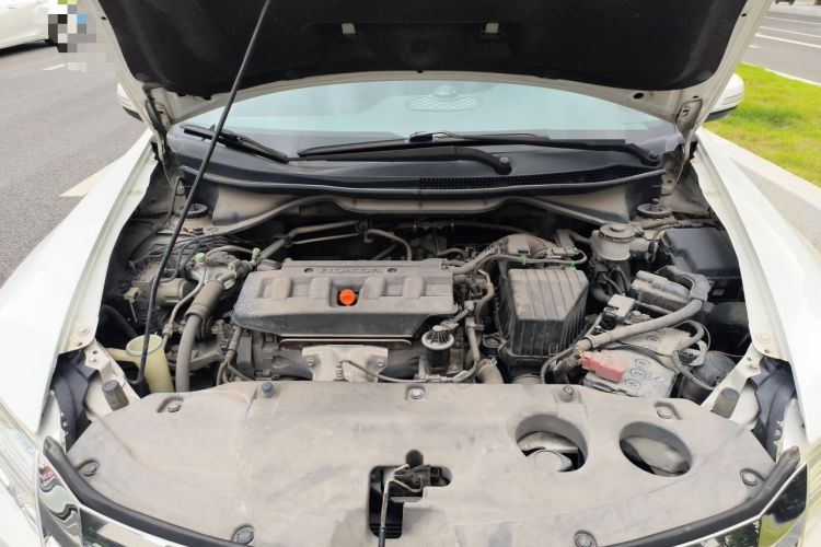 Used Honda Crider 2013 1.8L automatic luxury edition Engine Bay