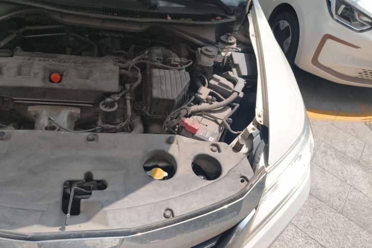Used Honda Crider 2013 1.8L automatic comfort version Engine Bay Left