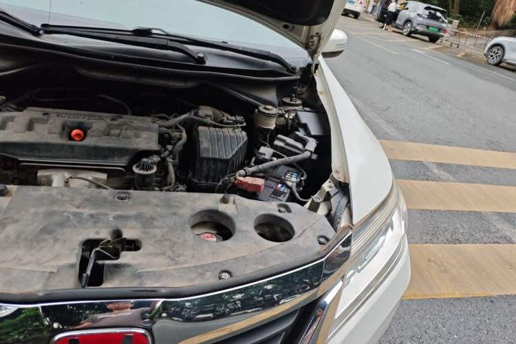 Used Honda Crider 2013 1.8L automatic luxury edition Engine Bay Left