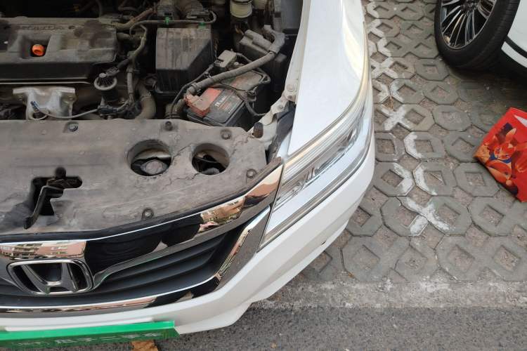 Used Honda Crider 2013 1.8L automatic luxury edition Engine Bay Left