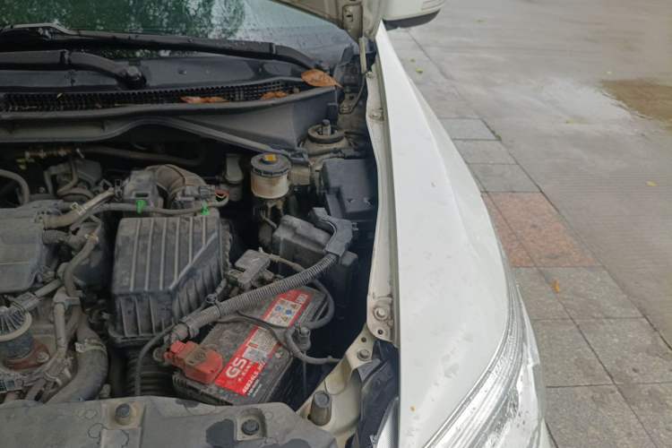 Used Honda Crider 2013 1.8L automatic luxury edition Engine Bay Left