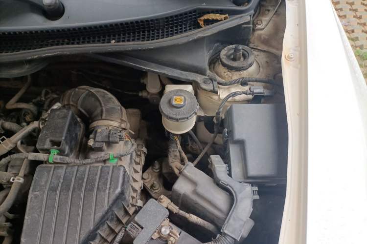 Used Honda Crider 2013 1.8L automatic luxury edition Engine Bay Left