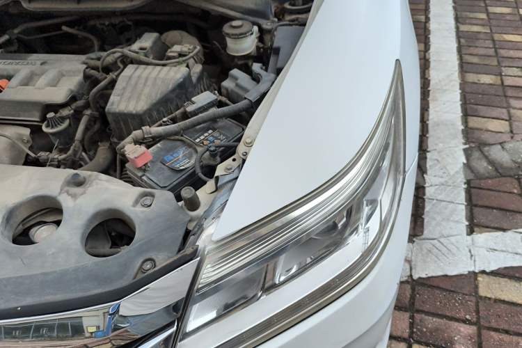 Used Honda Crider 2013 1.8L automatic comfort version Engine Bay Left