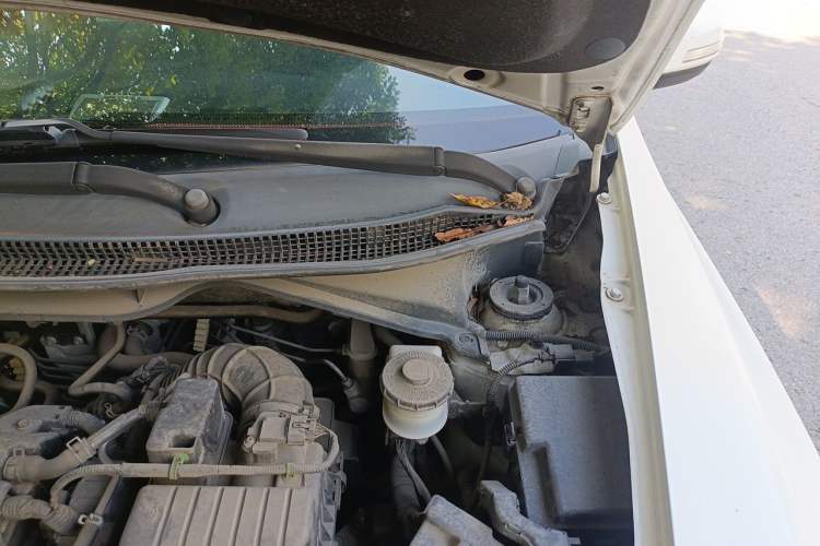 Used Honda Crider 2013 1.8L automatic comfort version Engine Bay Left