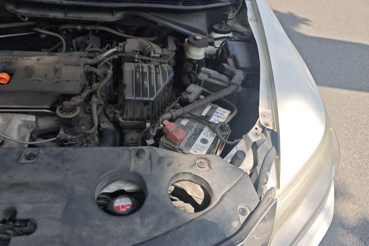 Used Honda Crider 2013 1.8L automatic comfort version Engine Bay Left