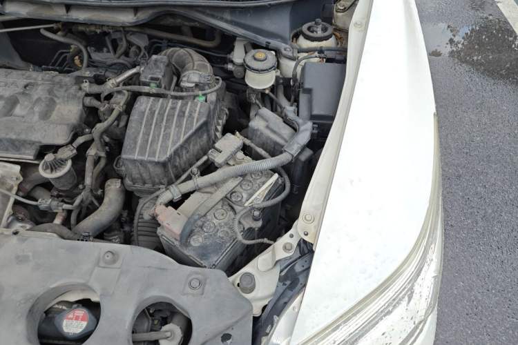 Used Honda Crider 2013 1.8L automatic luxury edition Engine Bay Left