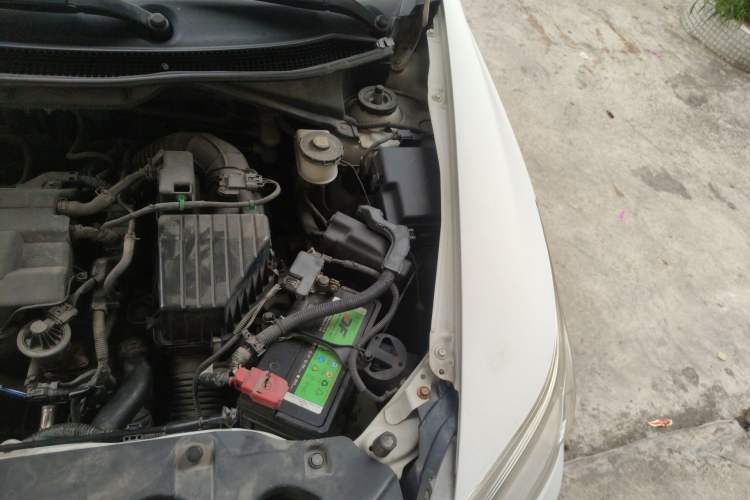 Used Honda Crider 2013 1.8L automatic luxury edition Engine Bay Left