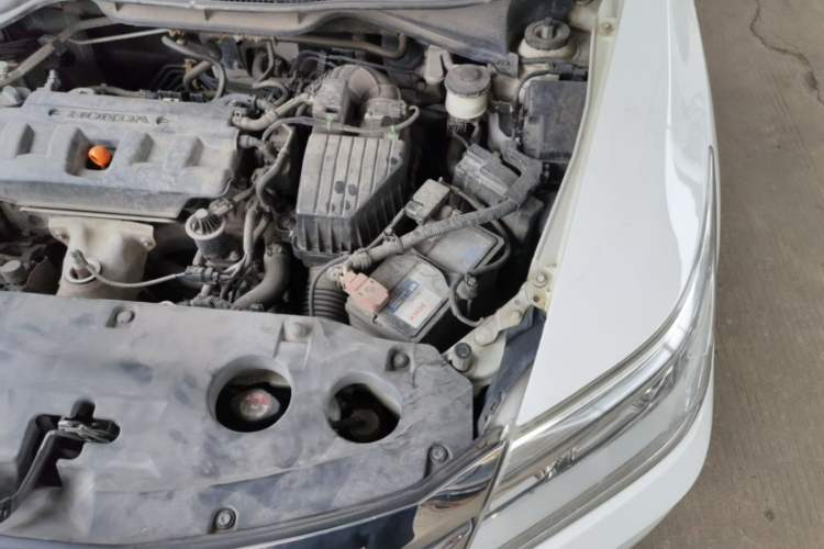 Used Honda Crider 2013 1.8L automatic luxury edition Engine Bay Left
