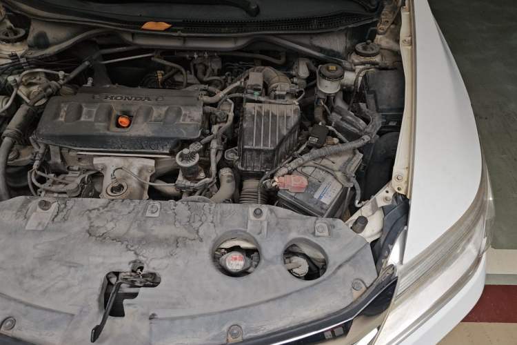 Used Honda Crider 2013 1.8L automatic luxury edition Engine Bay Left