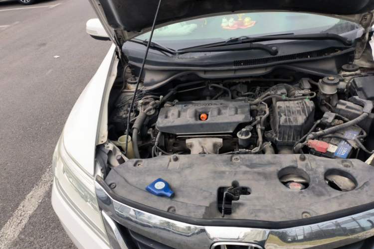 Used Honda Crider 2013 1.8L automatic comfort version Engine Bay Right